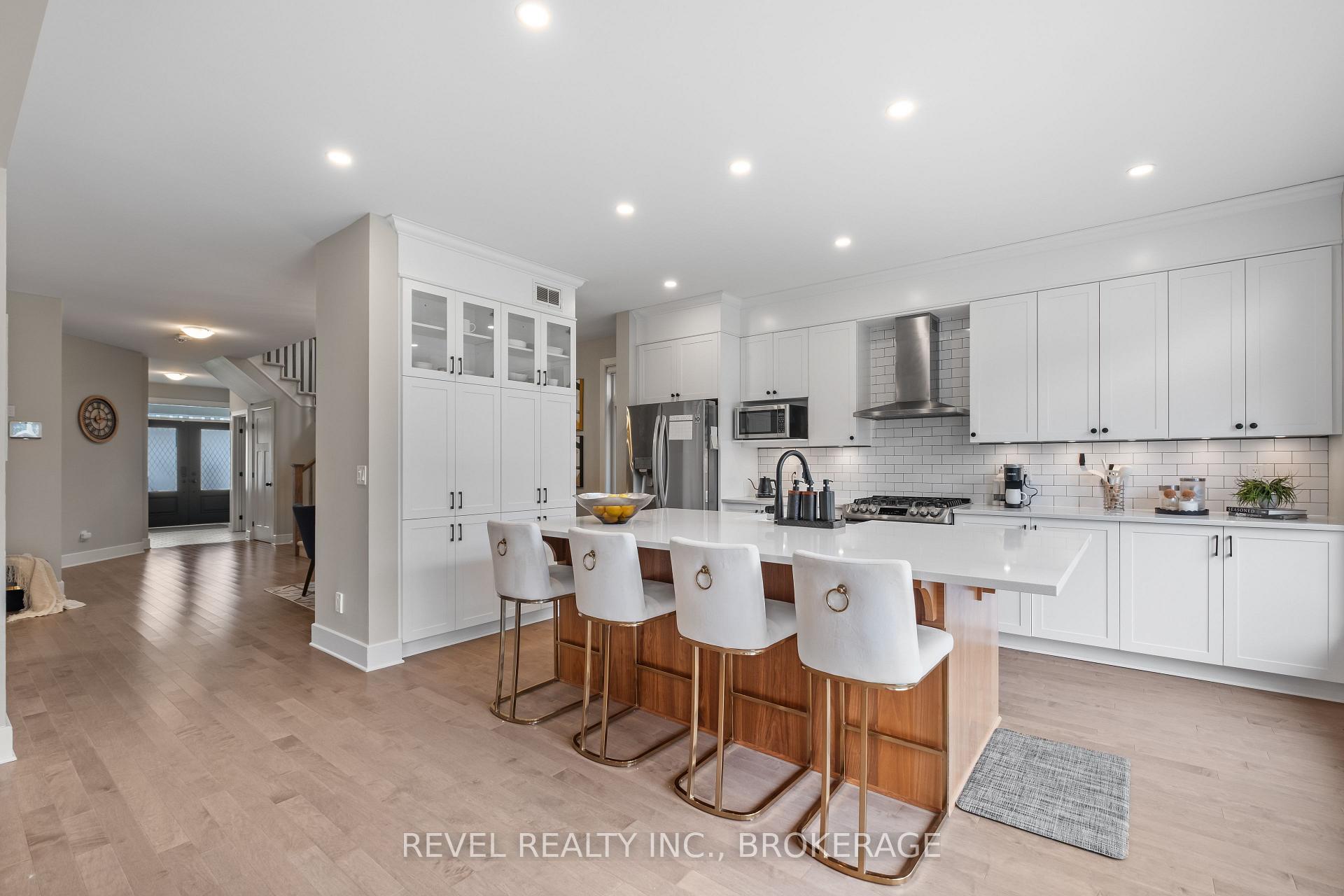 Photo 13 of 709 Riverview Way, Kingston, Kingston East (Incl Barret Crt) — HOMEH