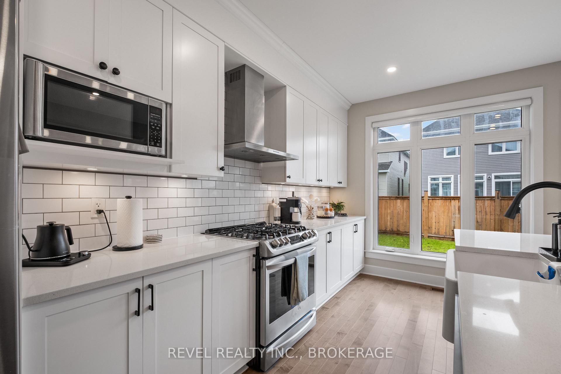 Photo 16 of 709 Riverview Way, Kingston, Kingston East (Incl Barret Crt) — HOMEH