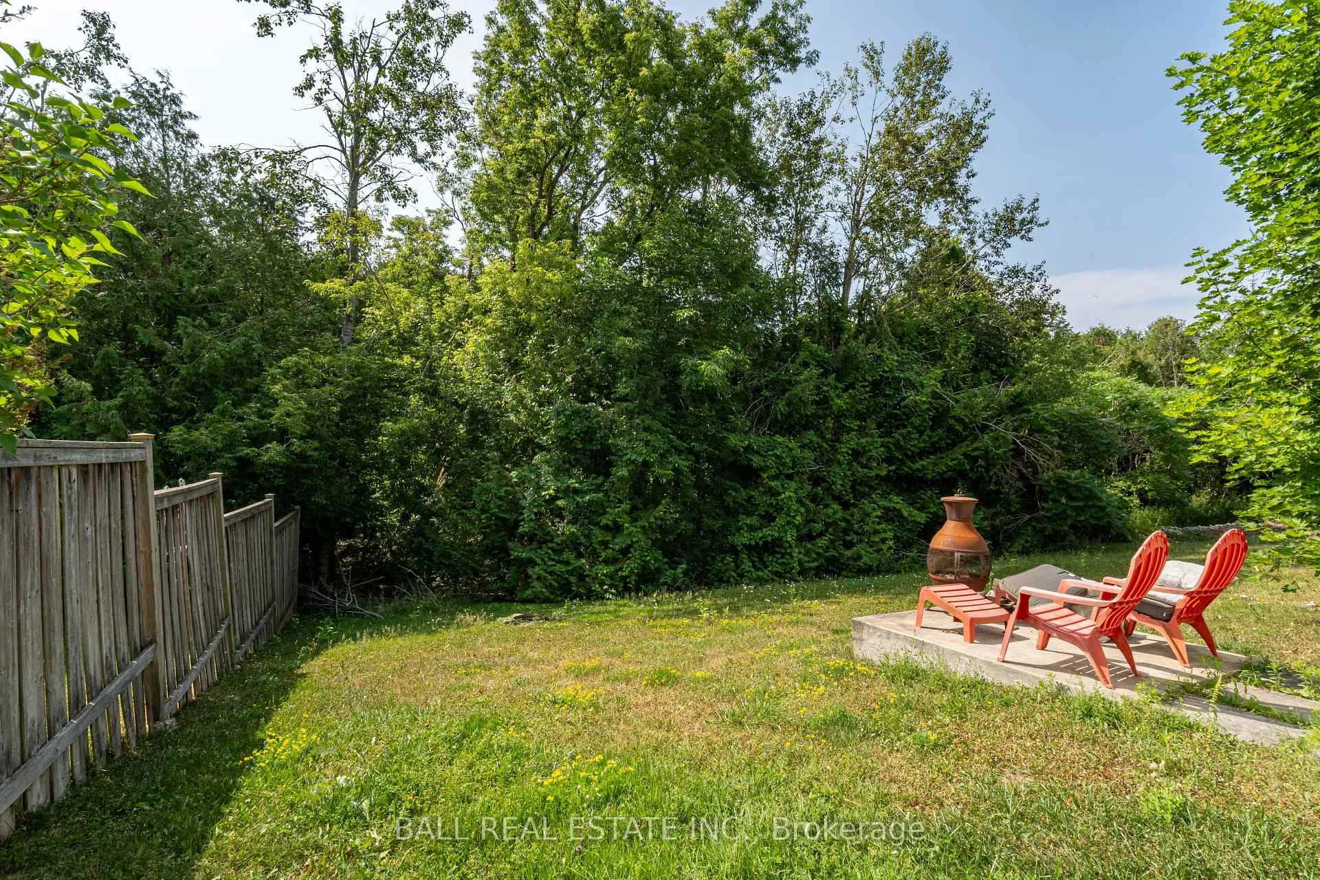 Photo 7 of 32 Champlain Boulevard, Kawartha Lakes, Lindsay — HOMEH