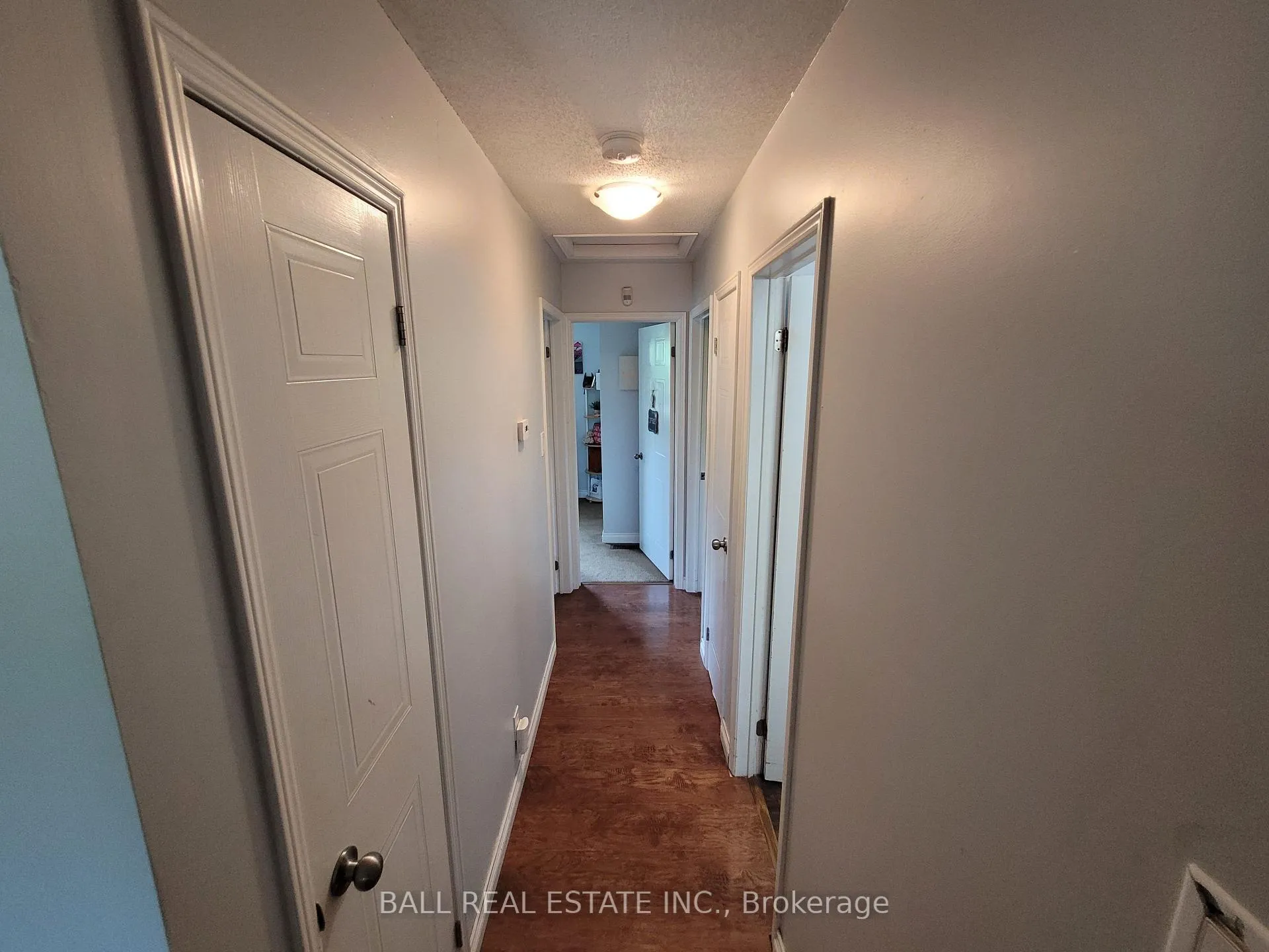 Photo 14 of 32 Champlain Boulevard, Kawartha Lakes, Lindsay — HOMEH