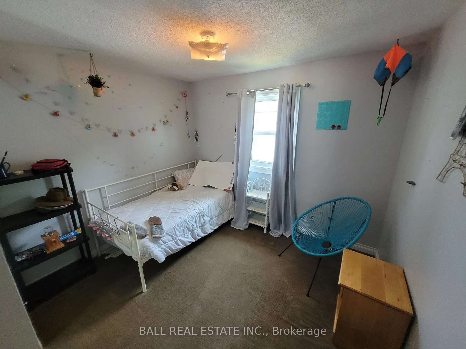 Photo 17 of 32 Champlain Boulevard, Kawartha Lakes, Lindsay — HOMEH