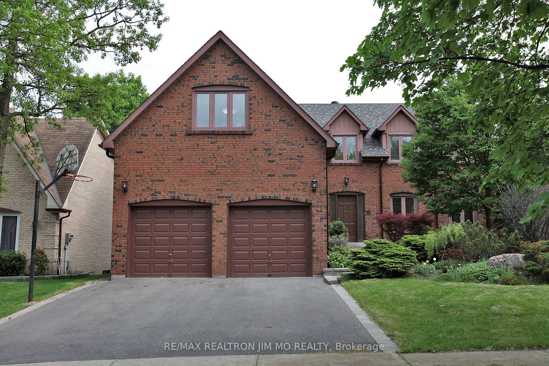 Front of 102 Briarwood Road