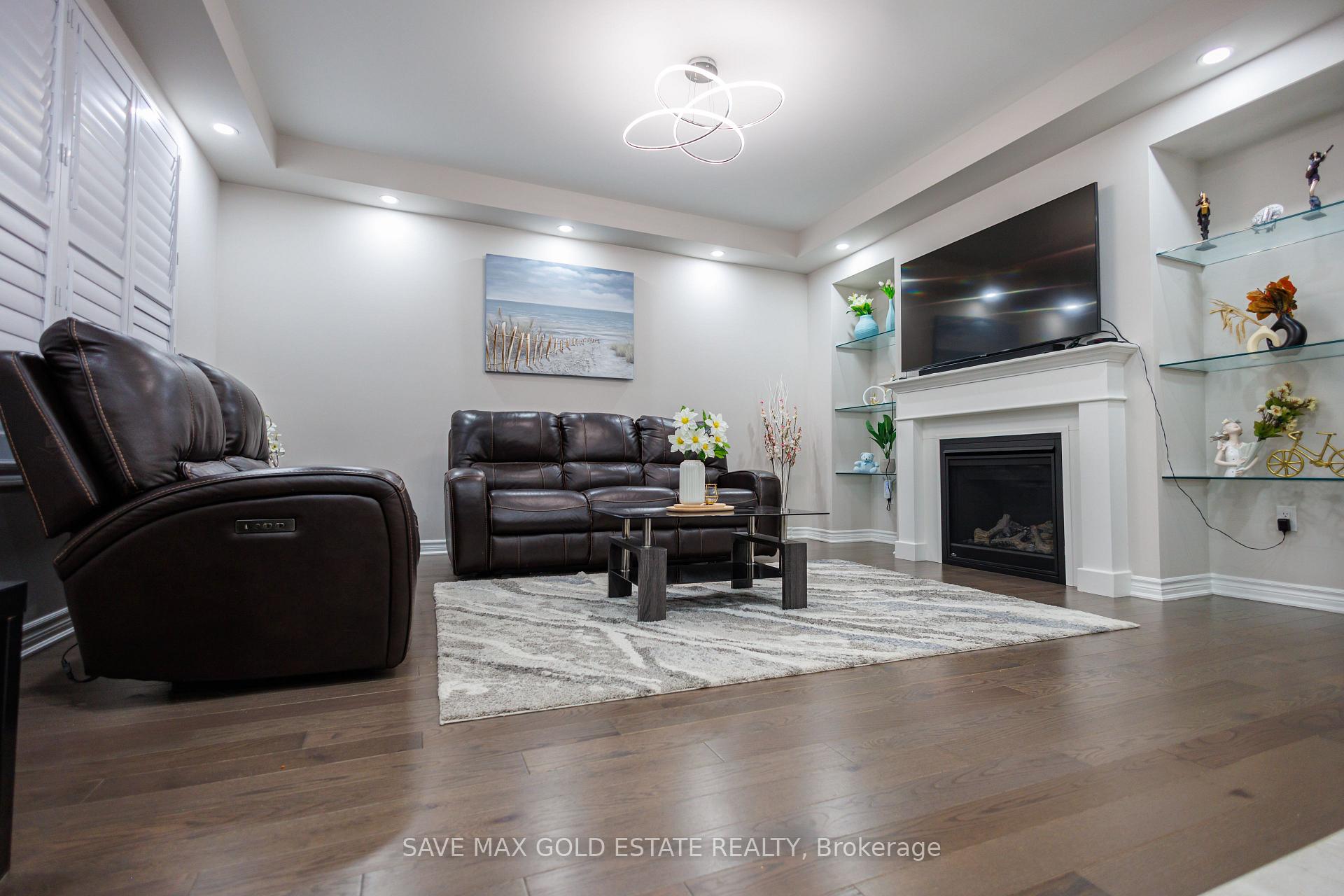 Photo 14 of 1659 Whitlock Avenue, Milton, Bowes — HOMEH