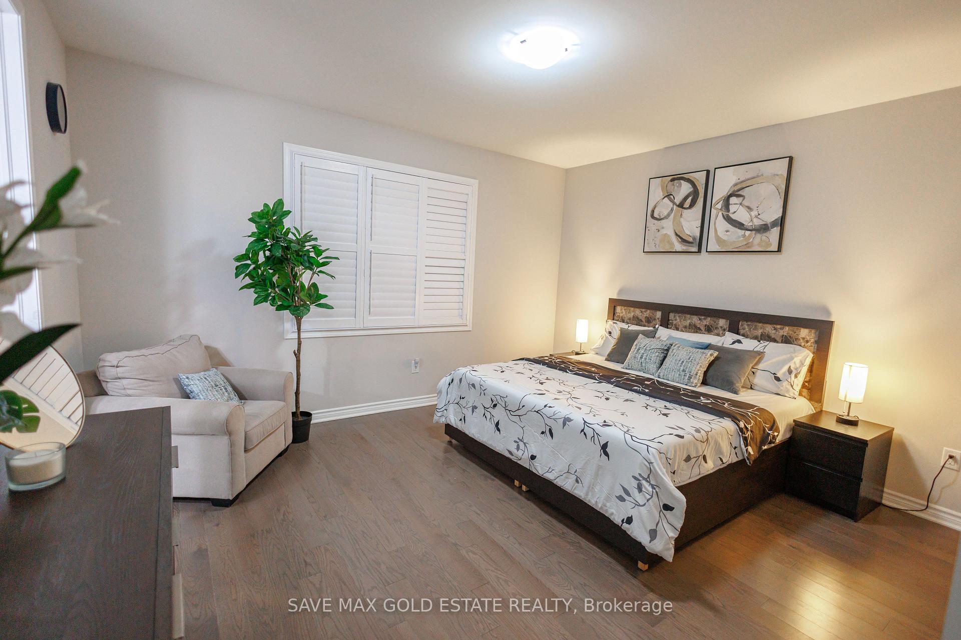 Photo 21 of 1659 Whitlock Avenue, Milton, Bowes — HOMEH
