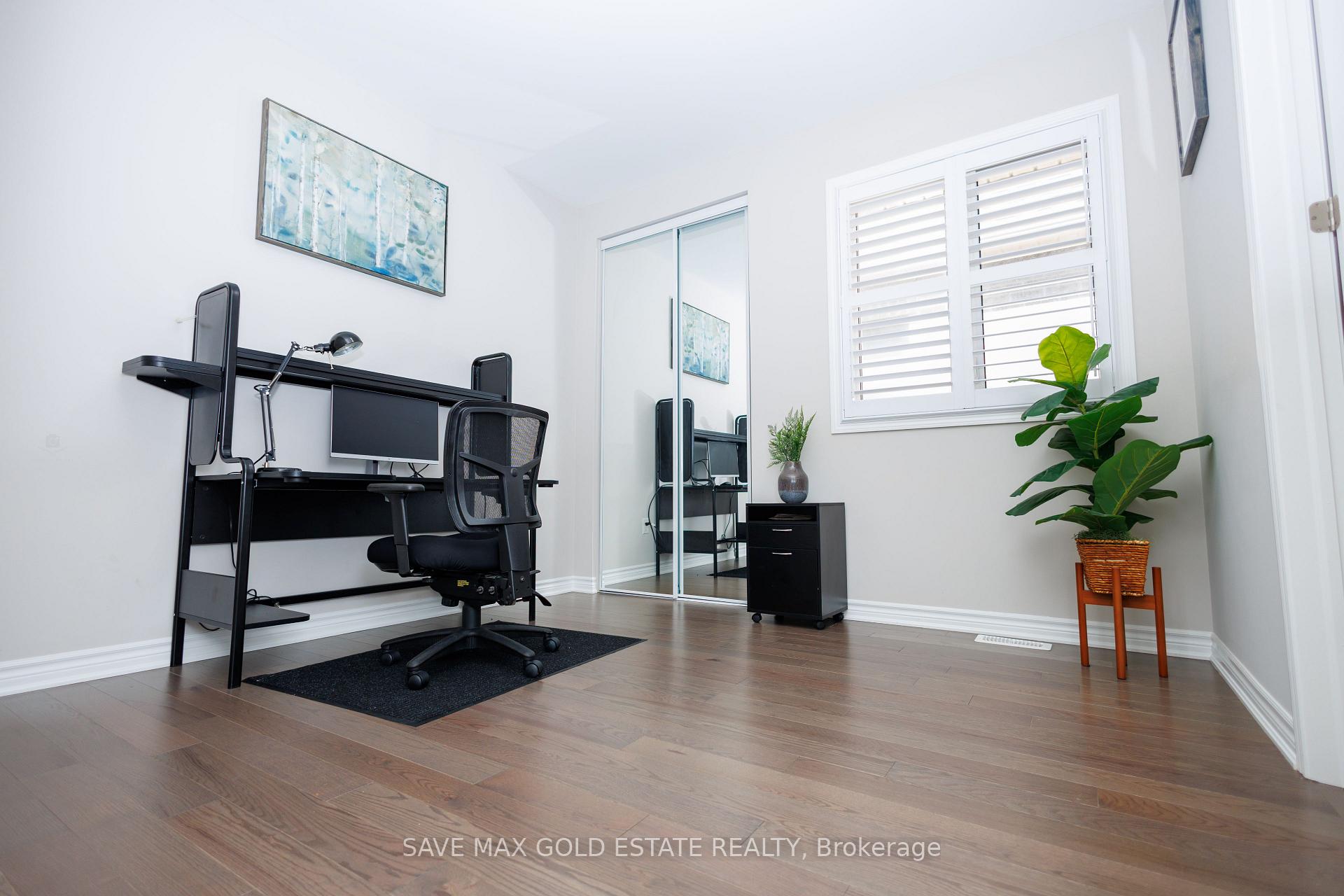 Photo 28 of 1659 Whitlock Avenue, Milton, Bowes — HOMEH