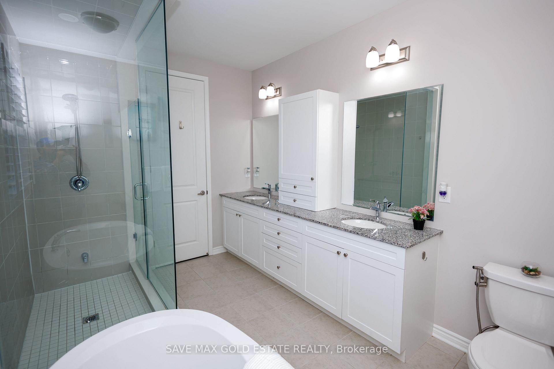 Photo 35 of 1659 Whitlock Avenue, Milton, Bowes — HOMEH
