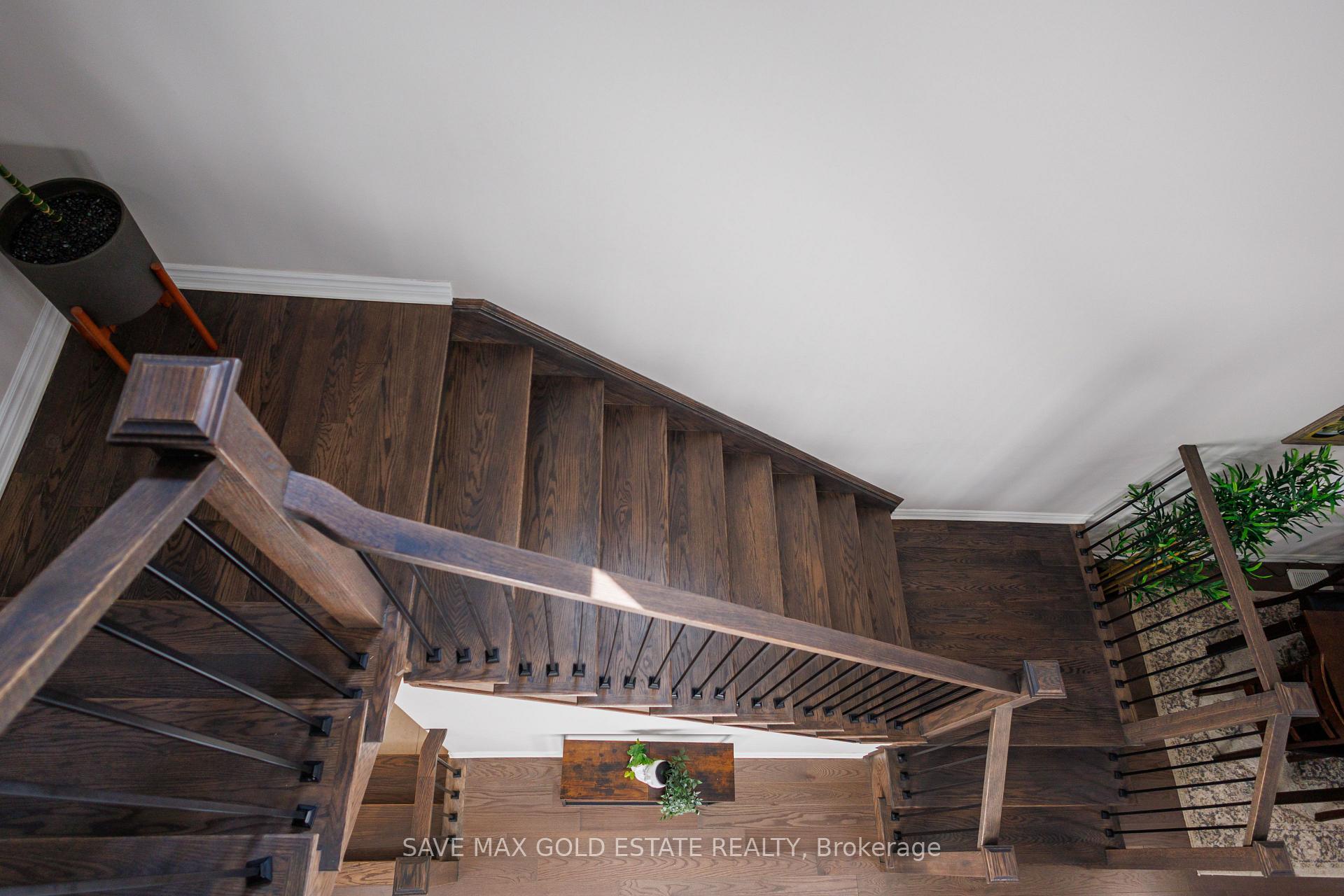 Photo 38 of 1659 Whitlock Avenue, Milton, Bowes — HOMEH