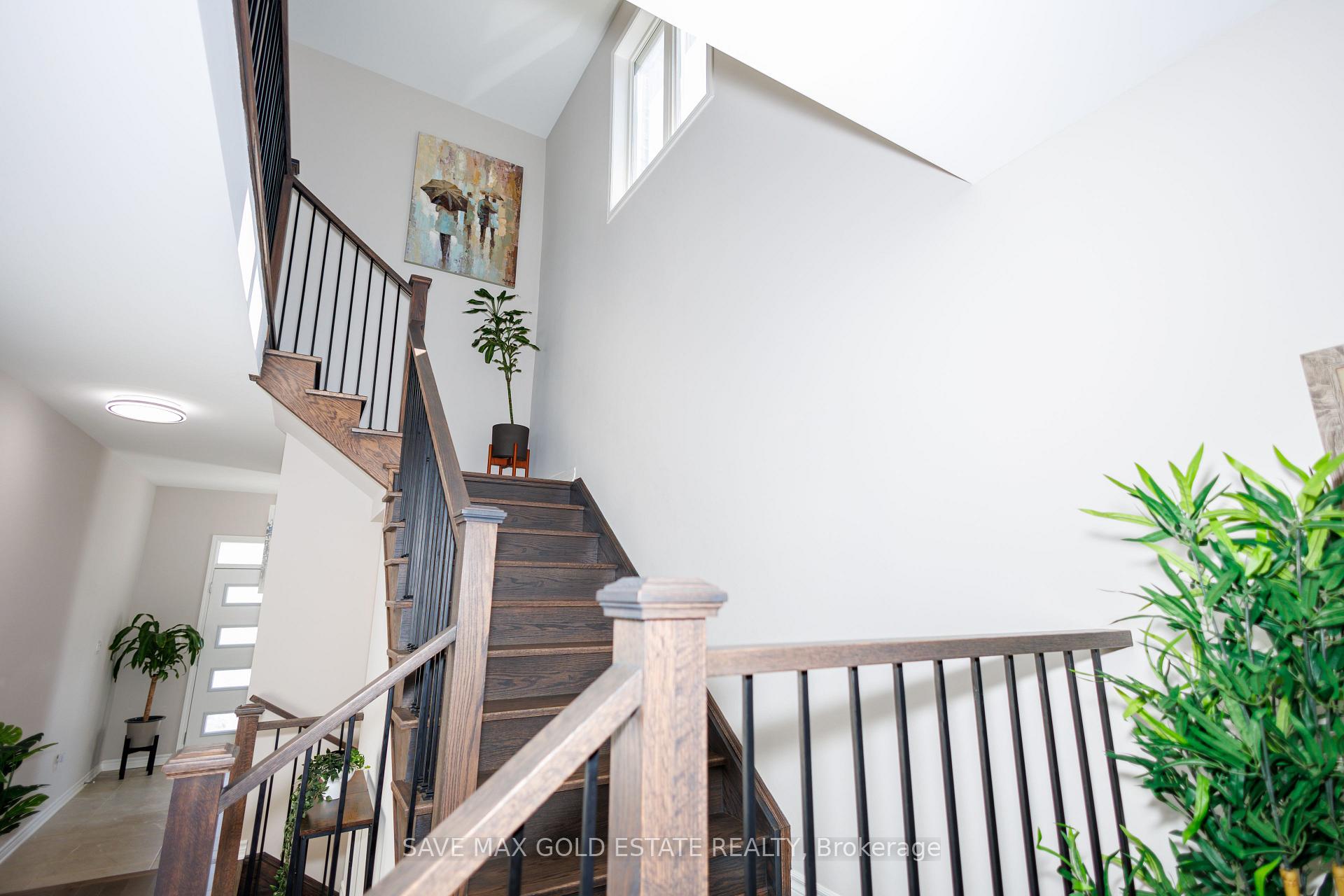 Photo 39 of 1659 Whitlock Avenue, Milton, Bowes — HOMEH