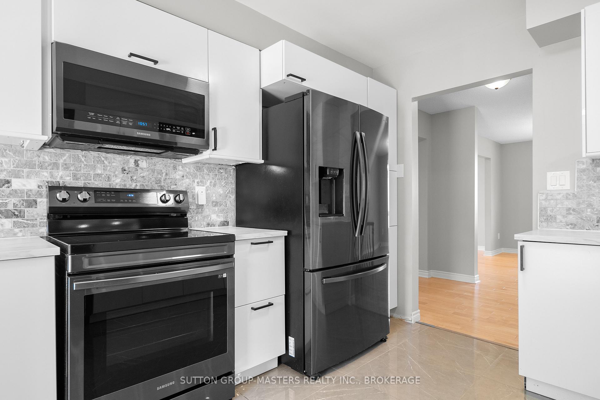 Photo 10 of 15 Windfield Crescent, Kingston, Kingston East (Incl Barret Crt) — HOMEH