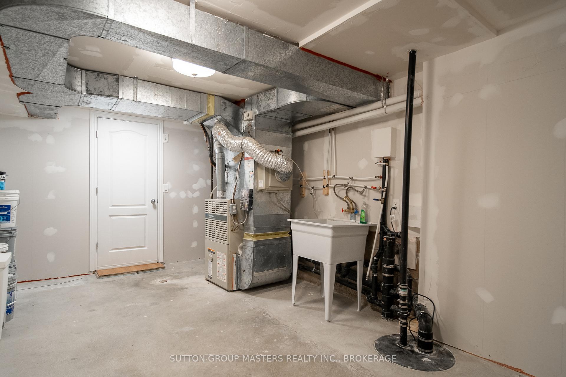 Photo 27 of 15 Windfield Crescent, Kingston, Kingston East (Incl Barret Crt) — HOMEH