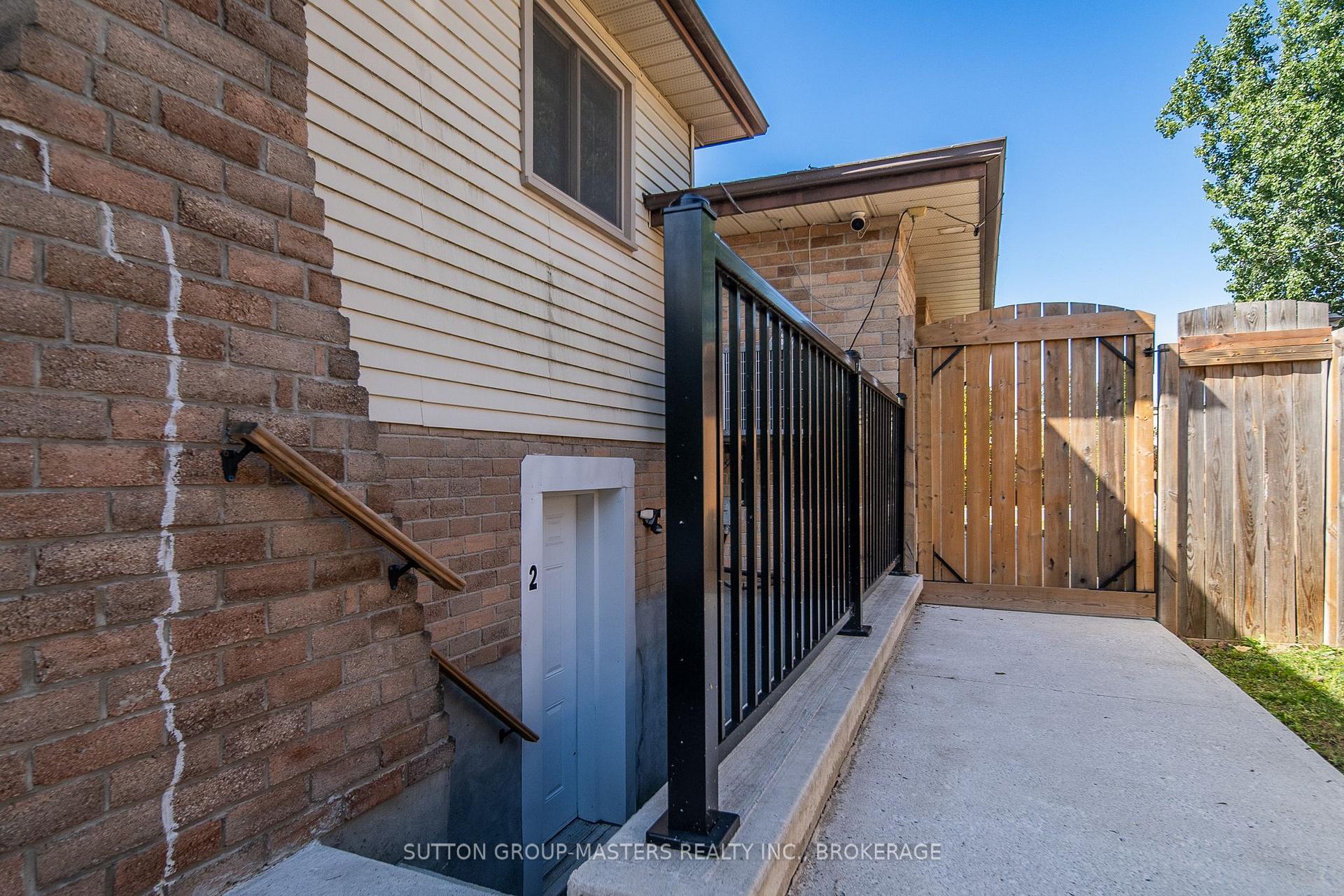 Photo 32 of 15 Windfield Crescent, Kingston, Kingston East (Incl Barret Crt) — HOMEH