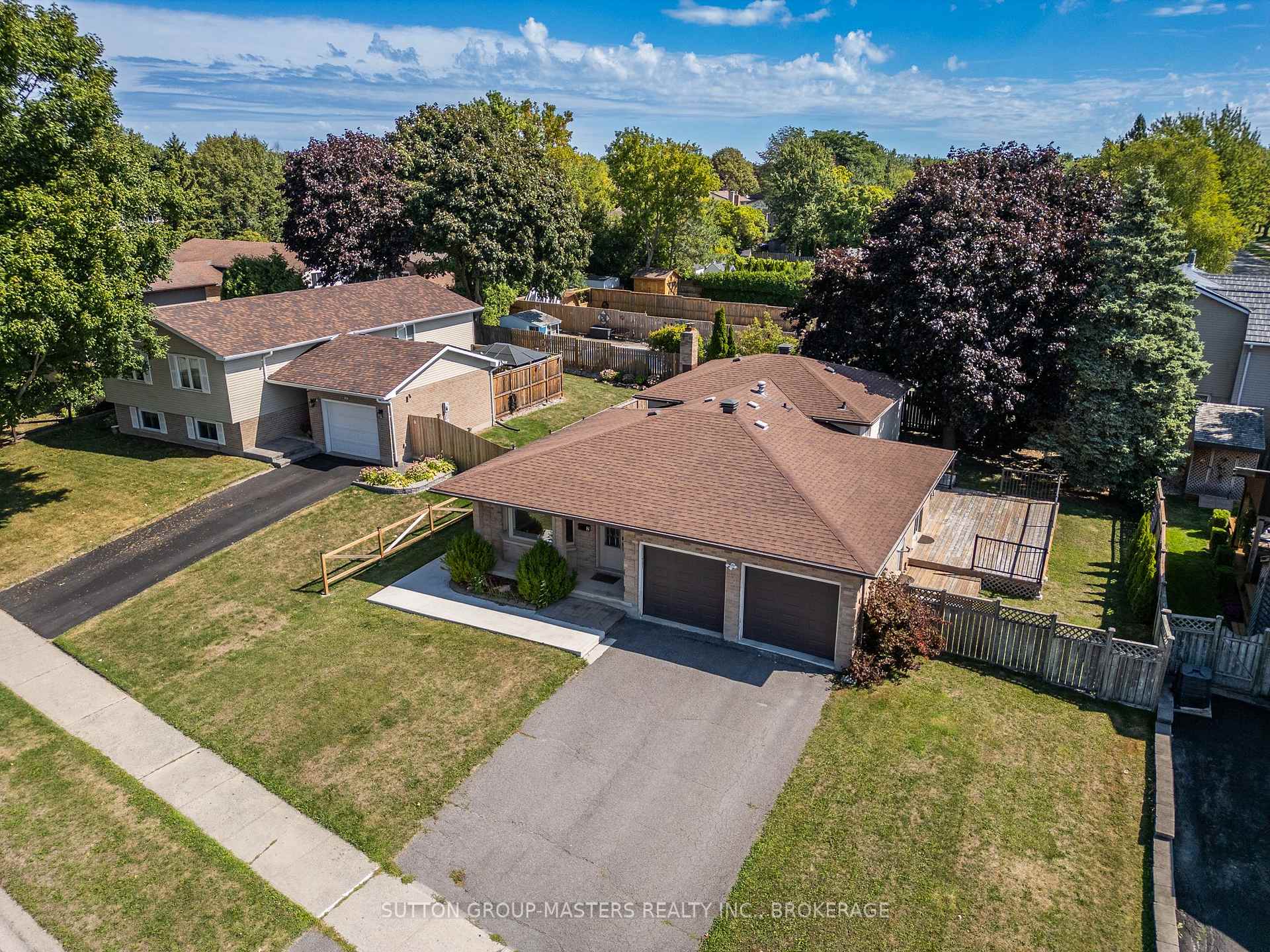 Photo 41 of 15 Windfield Crescent, Kingston, Kingston East (Incl Barret Crt) — HOMEH