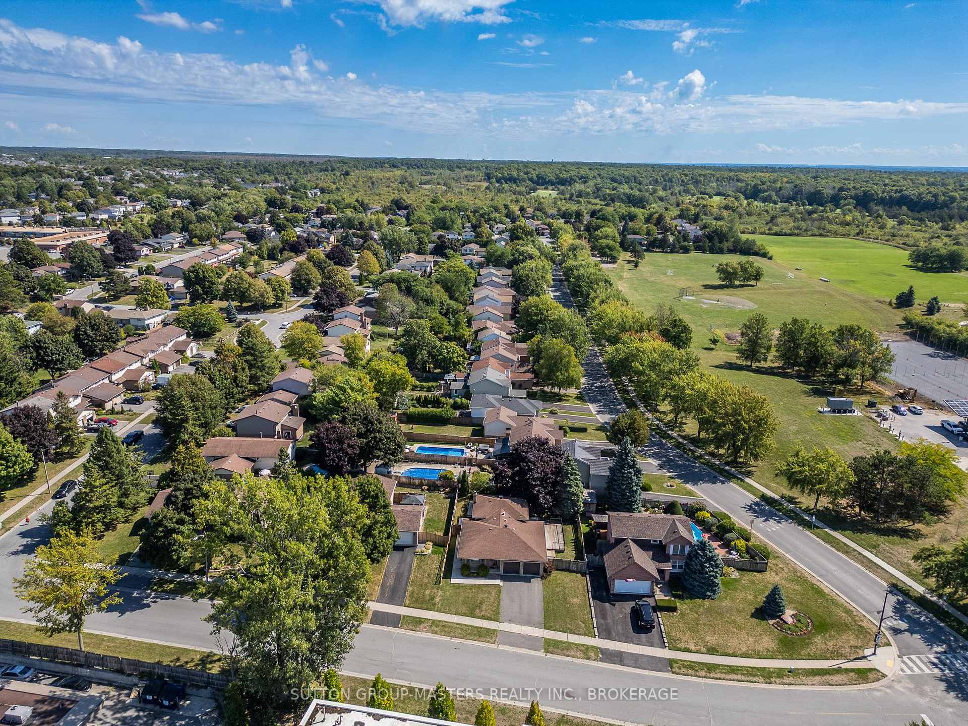 Photo 42 of 15 Windfield Crescent, Kingston, Kingston East (Incl Barret Crt) — HOMEH