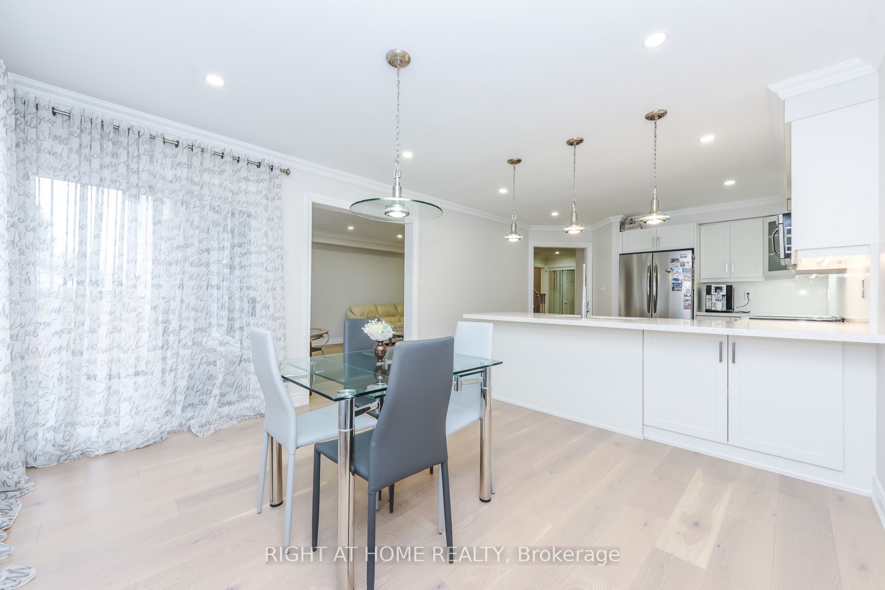 Photo 43 of 105 Panorama Crescent, Vaughan, Elder Mills — HOMEH