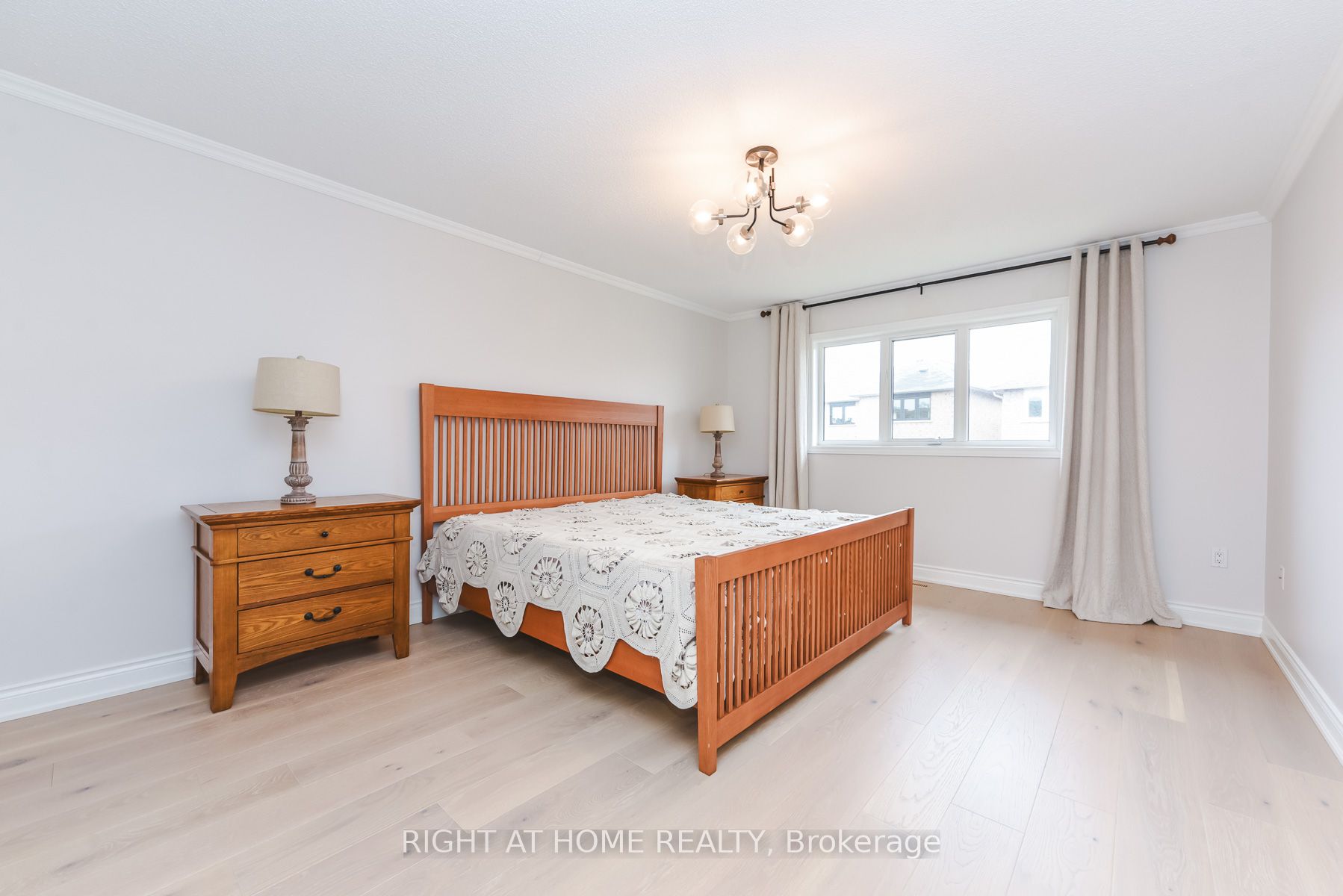 Photo 51 of 105 Panorama Crescent, Vaughan, Elder Mills — HOMEH