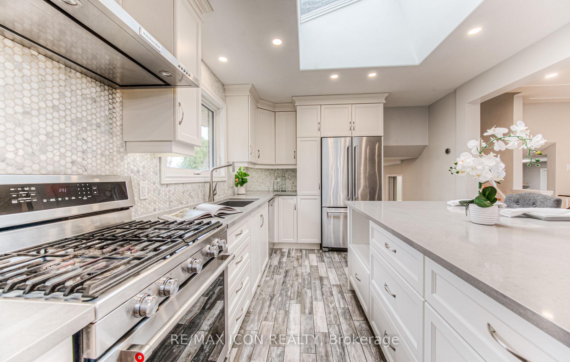 Photo 19 of 184 Montcalm Drive, Kitchener — HOMEH