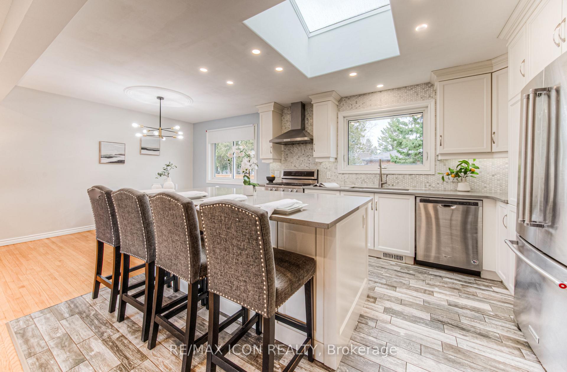 Photo 22 of 184 Montcalm Drive, Kitchener — HOMEH