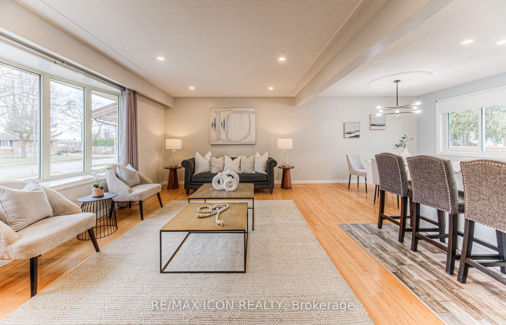 Photo 32 of 184 Montcalm Drive, Kitchener — HOMEH