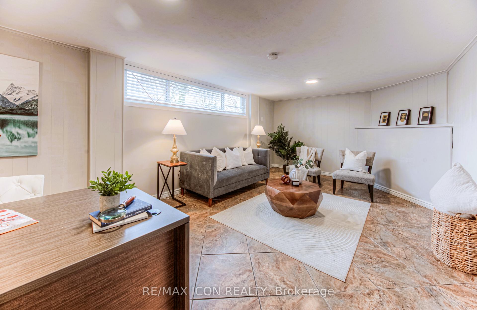 Photo 33 of 184 Montcalm Drive, Kitchener — HOMEH