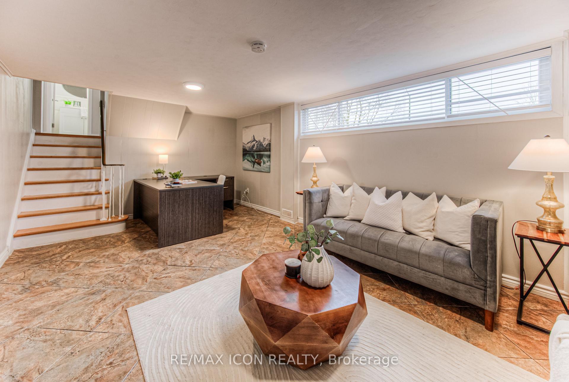 Photo 34 of 184 Montcalm Drive, Kitchener — HOMEH