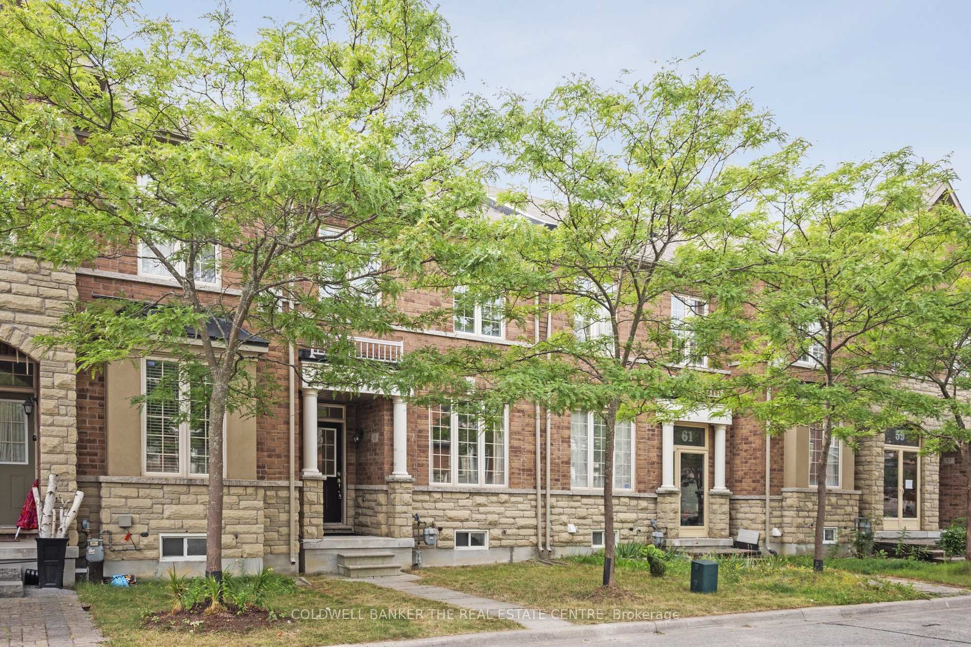 Photo 2 of 63 Locust Terrace W, Markham, Wismer — HOMEH