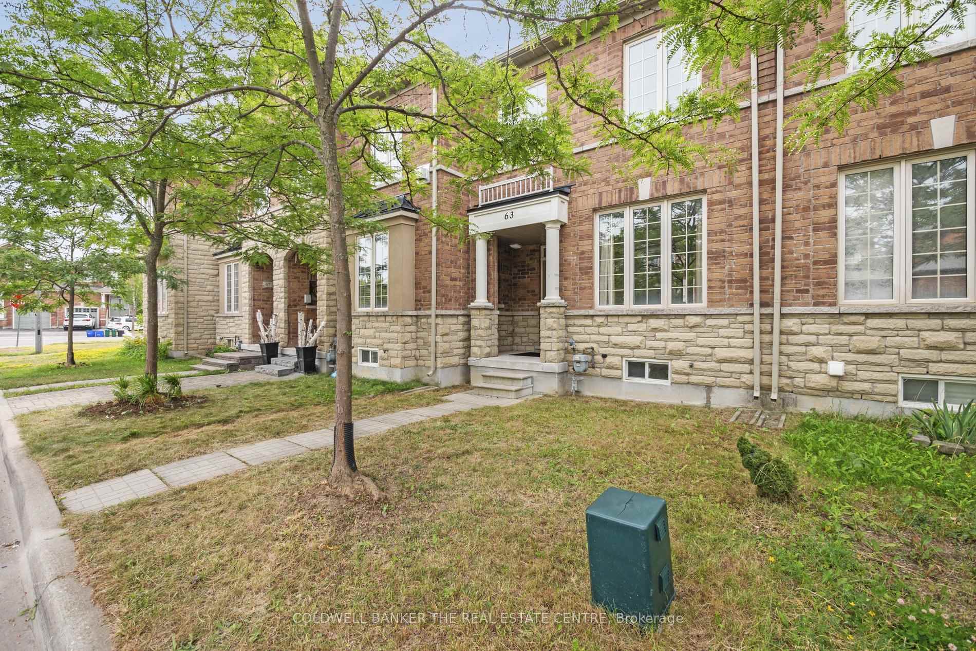 Photo 3 of 63 Locust Terrace W, Markham, Wismer — HOMEH