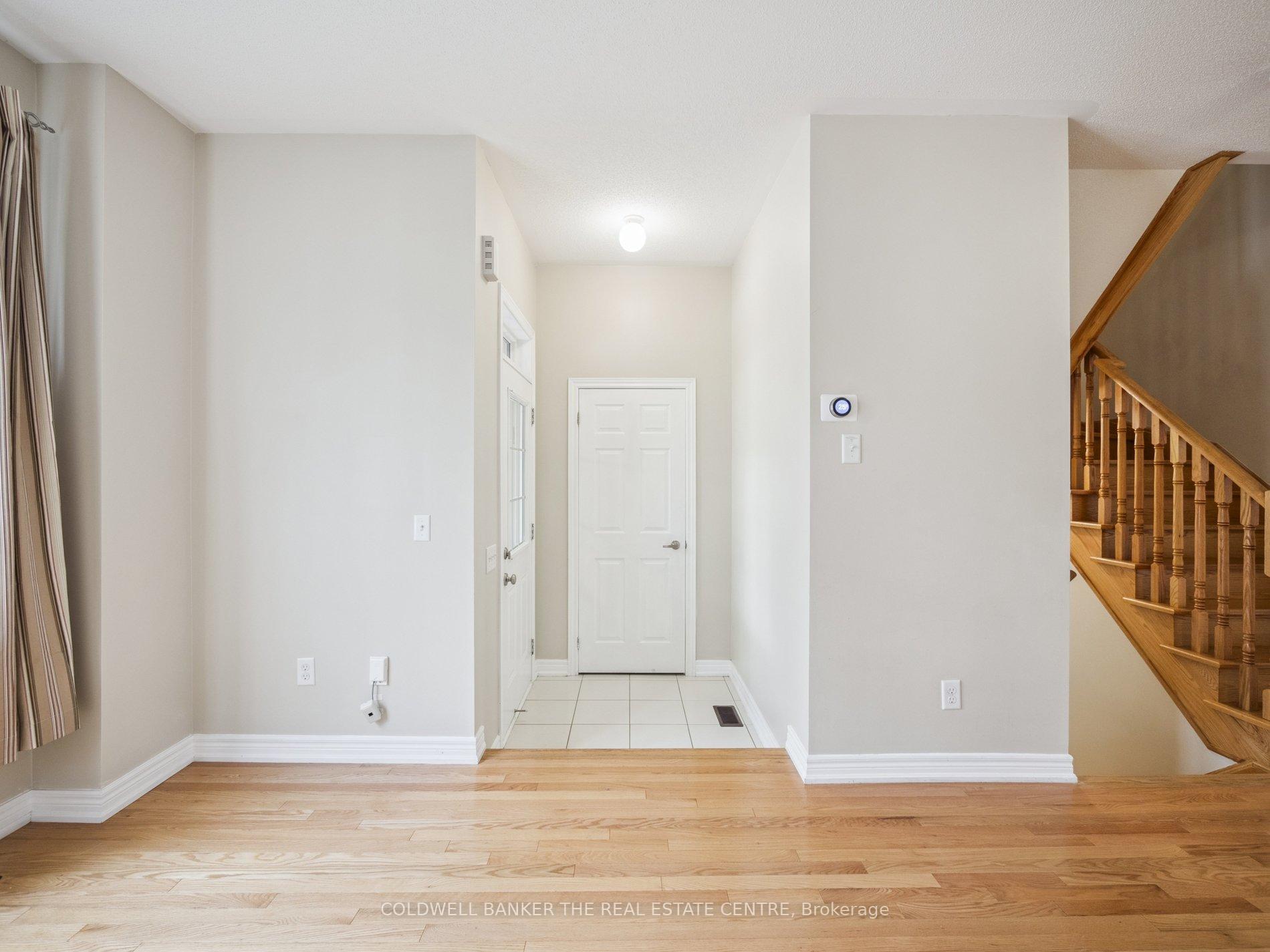 Photo 9 of 63 Locust Terrace W, Markham, Wismer — HOMEH