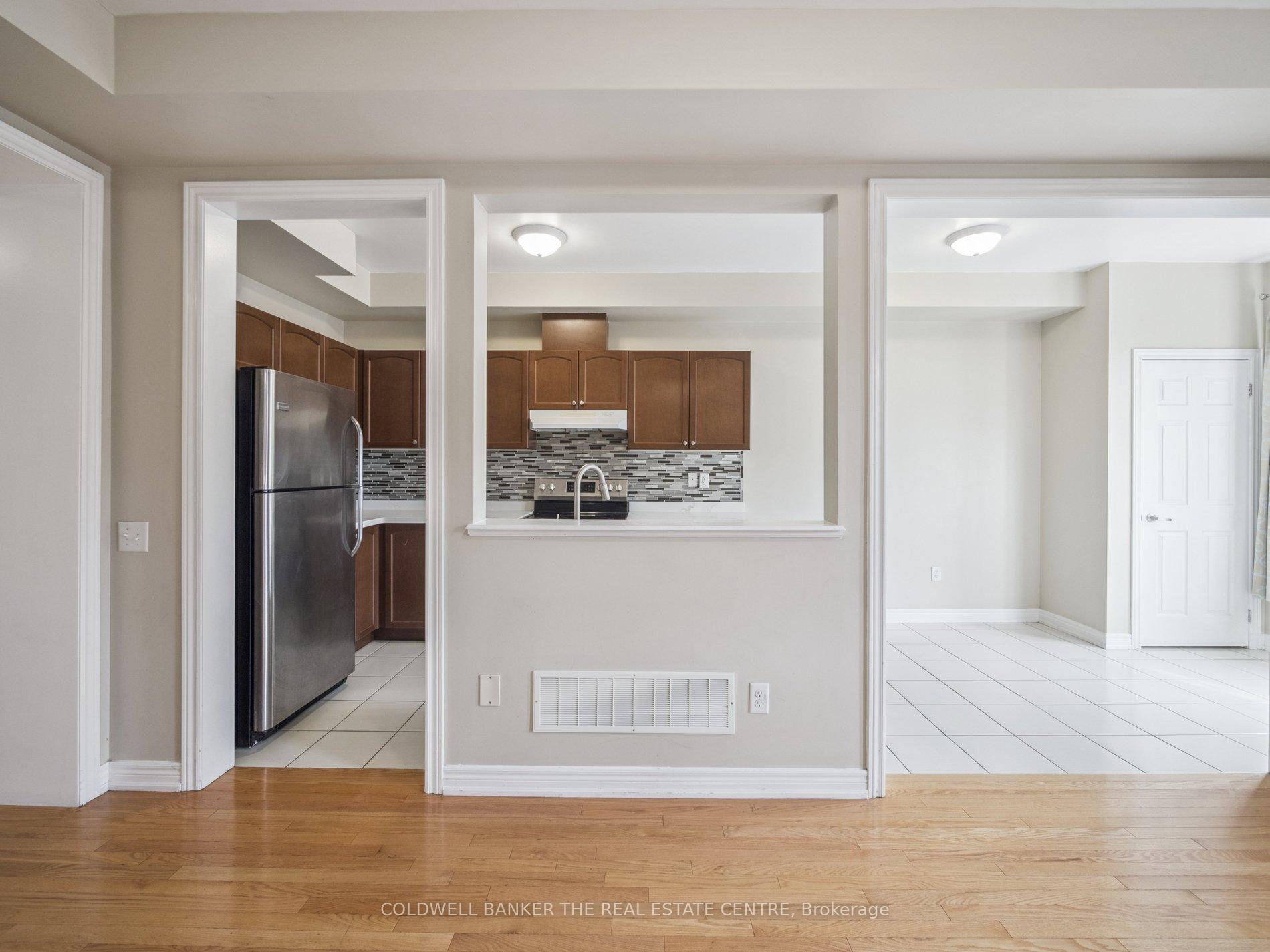 Photo 14 of 63 Locust Terrace W, Markham, Wismer — HOMEH