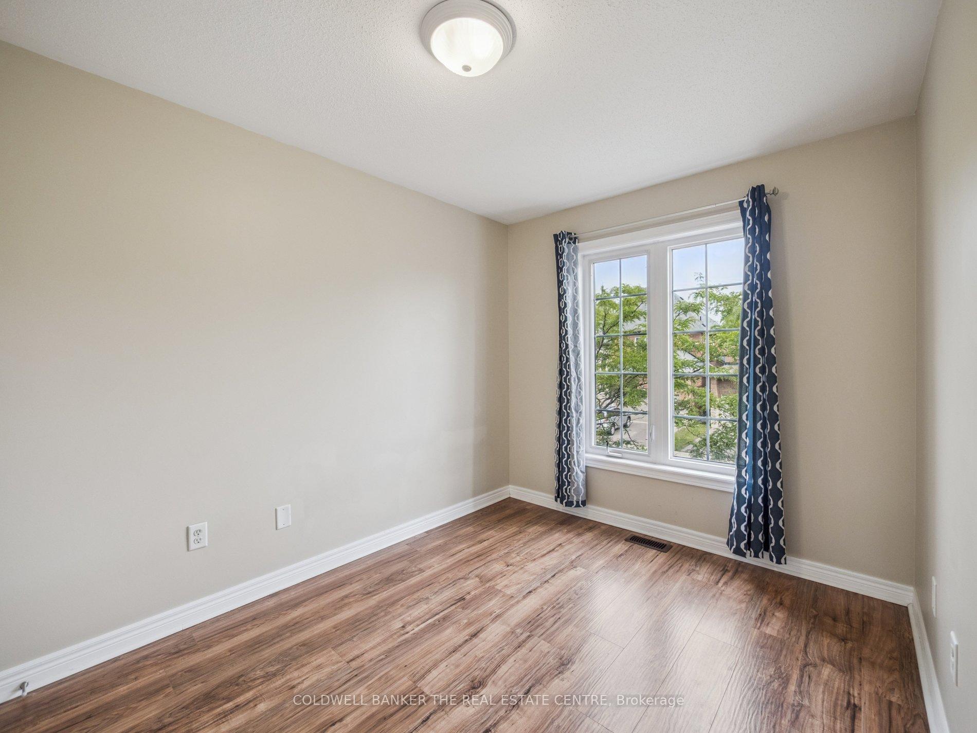 Photo 21 of 63 Locust Terrace W, Markham, Wismer — HOMEH