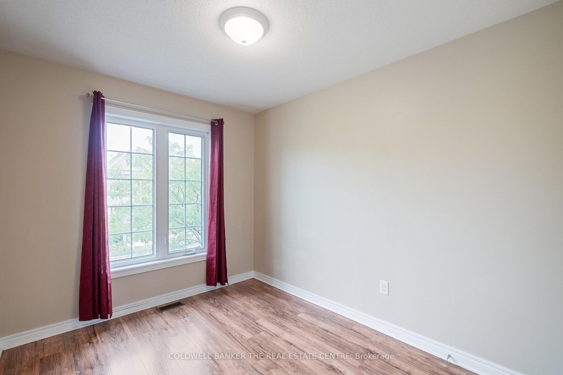 Photo 22 of 63 Locust Terrace W, Markham, Wismer — HOMEH