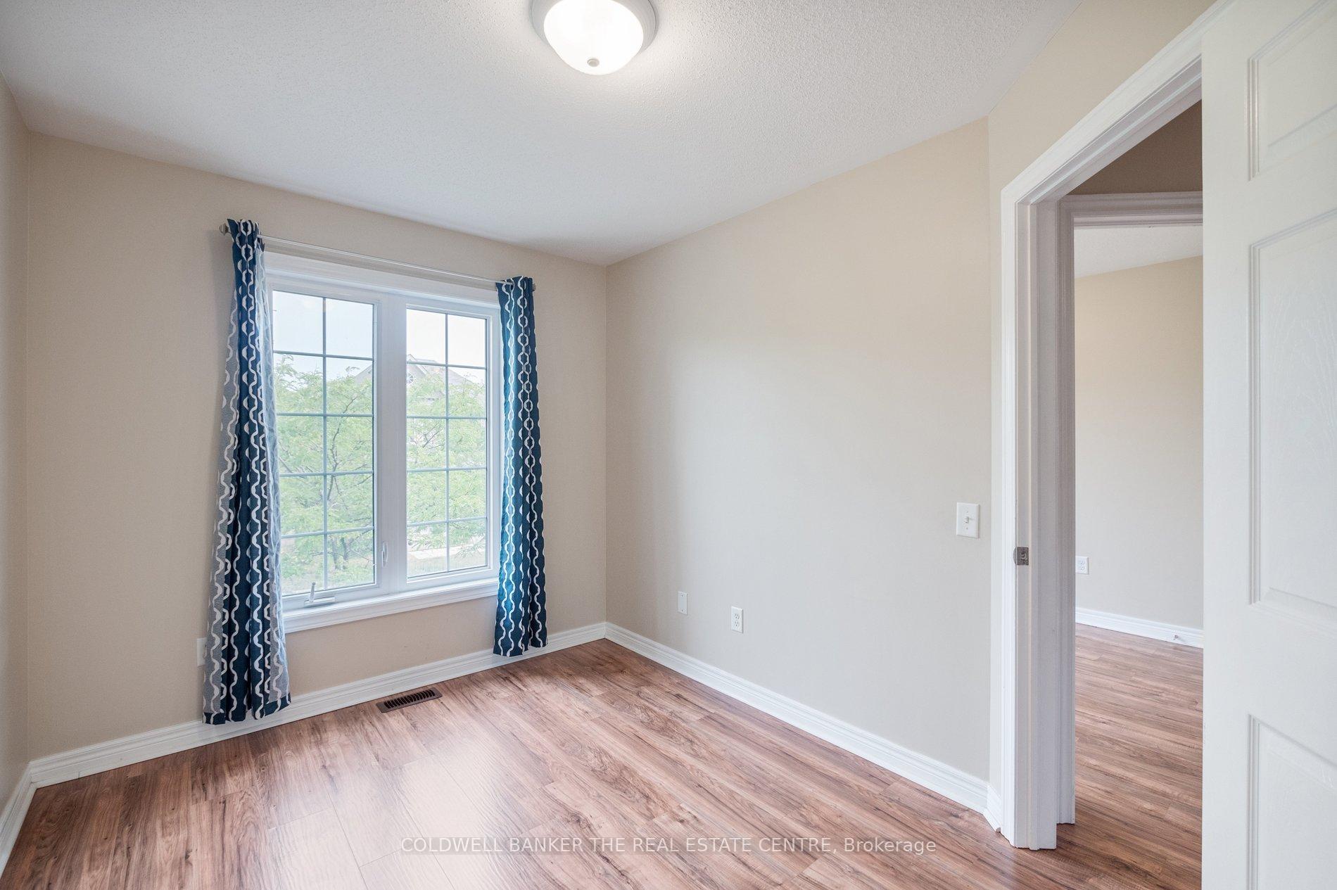 Photo 23 of 63 Locust Terrace W, Markham, Wismer — HOMEH