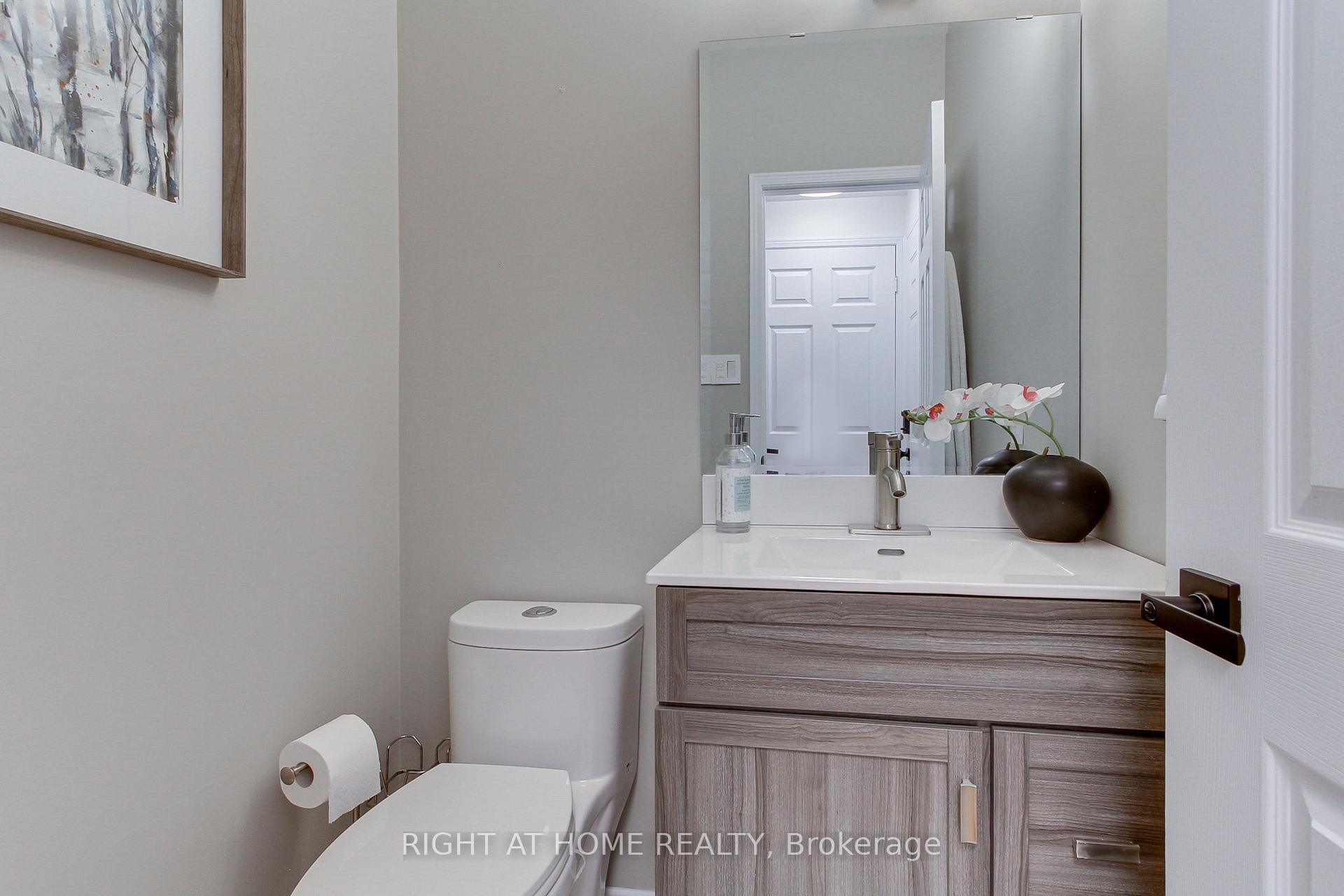 Photo 18 of 10 Juneberry Avenue, Markham, Legacy — HOMEH