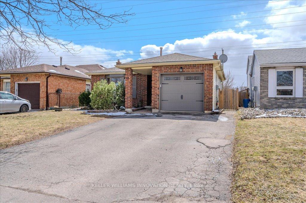 Photo 2 of 43 Thorncliffe Street, Kitchener — HOMEH