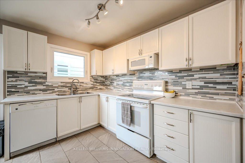 Photo 16 of 43 Thorncliffe Street, Kitchener — HOMEH