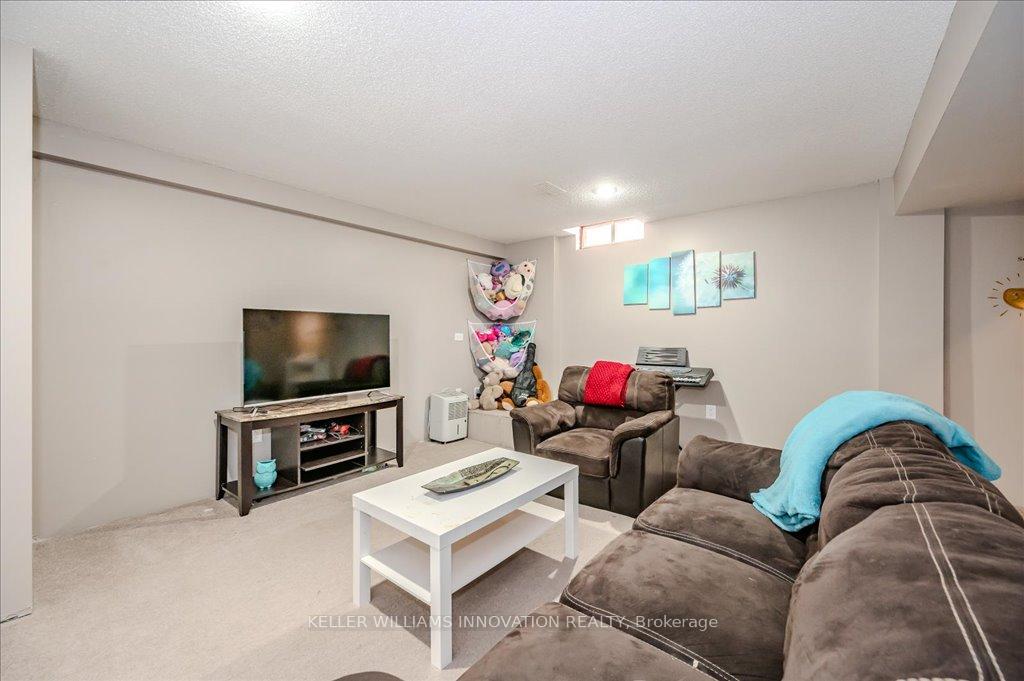 Photo 31 of 43 Thorncliffe Street, Kitchener — HOMEH
