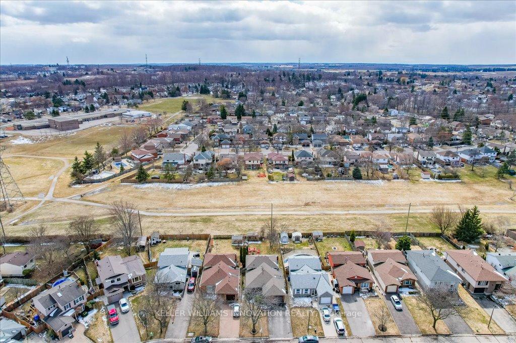 Photo 39 of 43 Thorncliffe Street, Kitchener — HOMEH