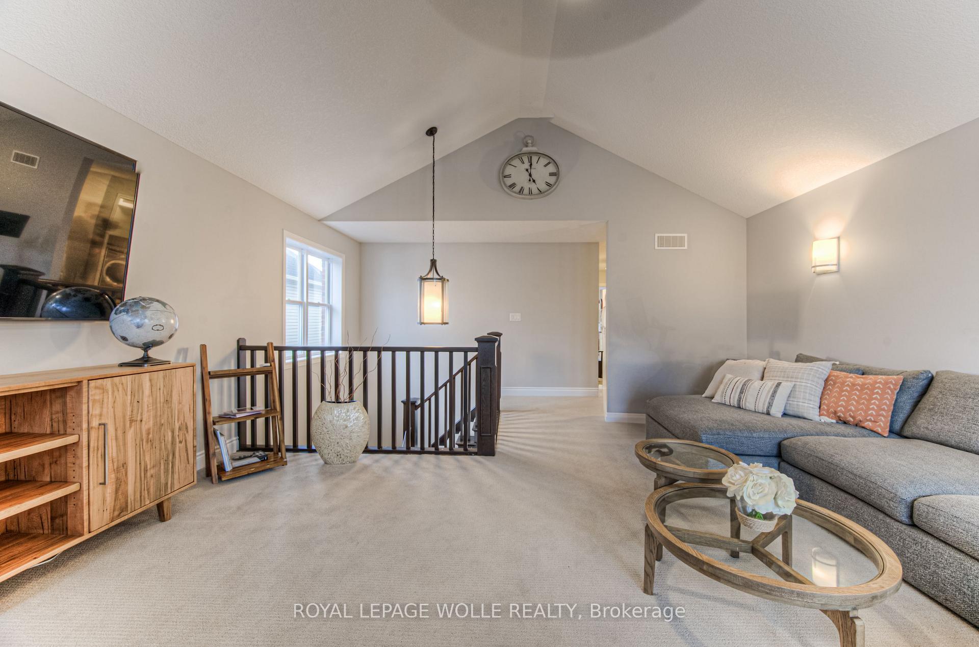 Photo 19 of 42 William Lewis Street, Kitchener — HOMEH
