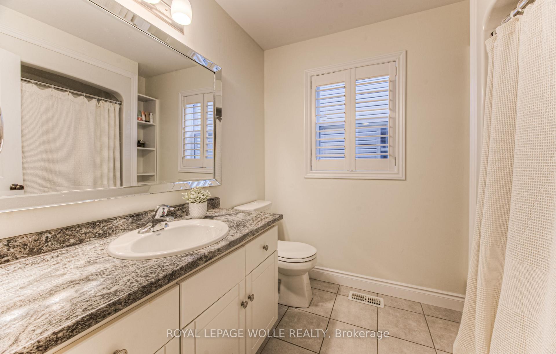 Photo 23 of 42 William Lewis Street, Kitchener — HOMEH