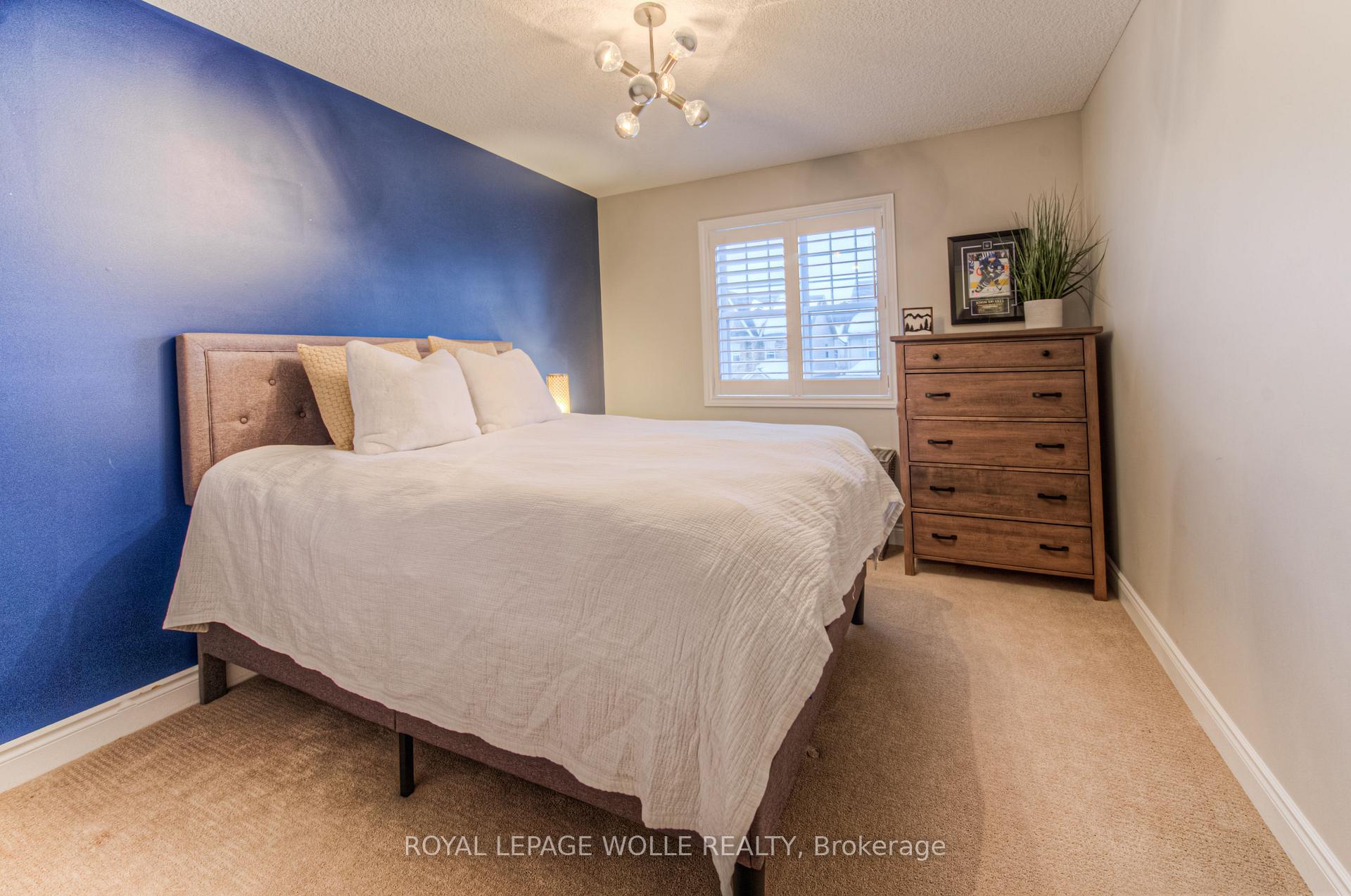 Photo 24 of 42 William Lewis Street, Kitchener — HOMEH