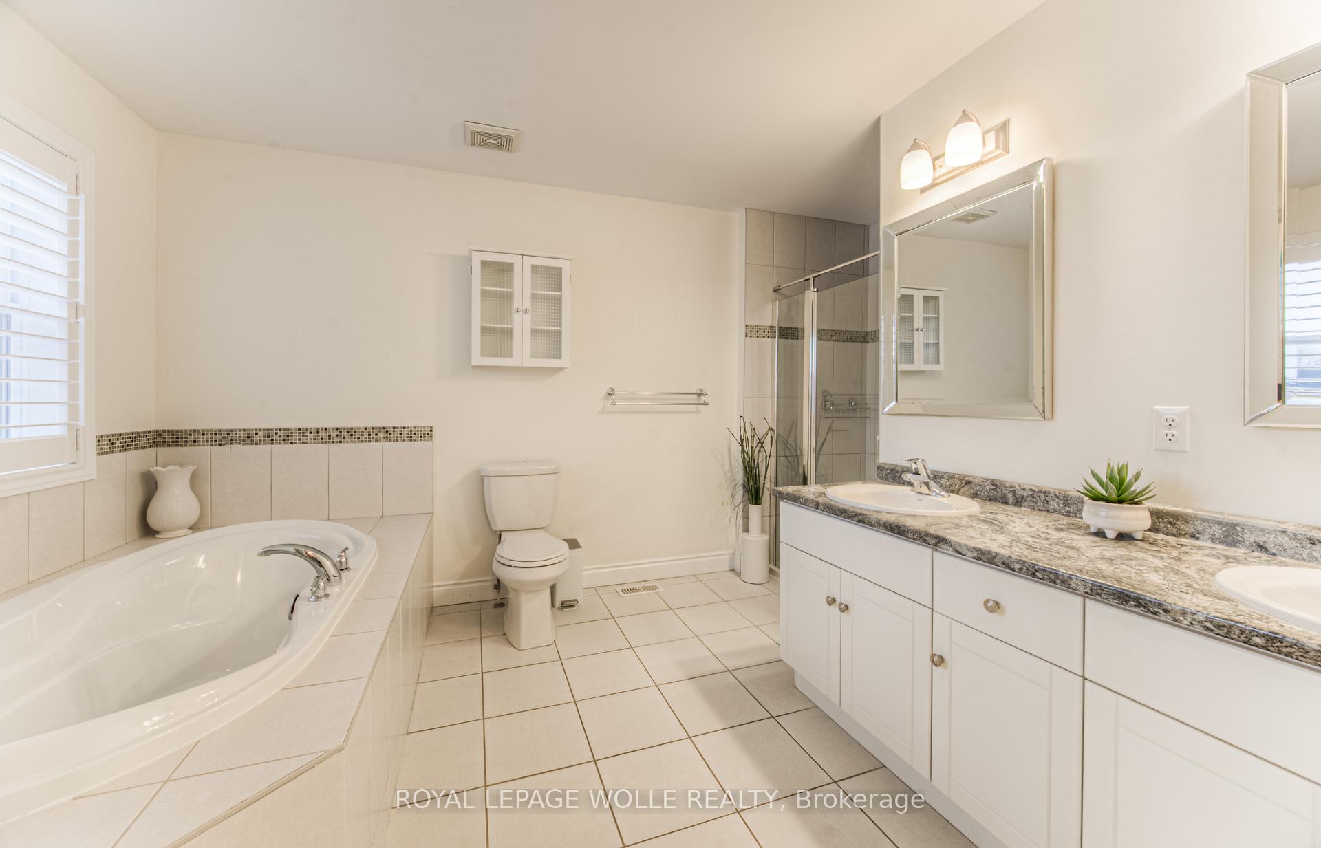 Photo 28 of 42 William Lewis Street, Kitchener — HOMEH