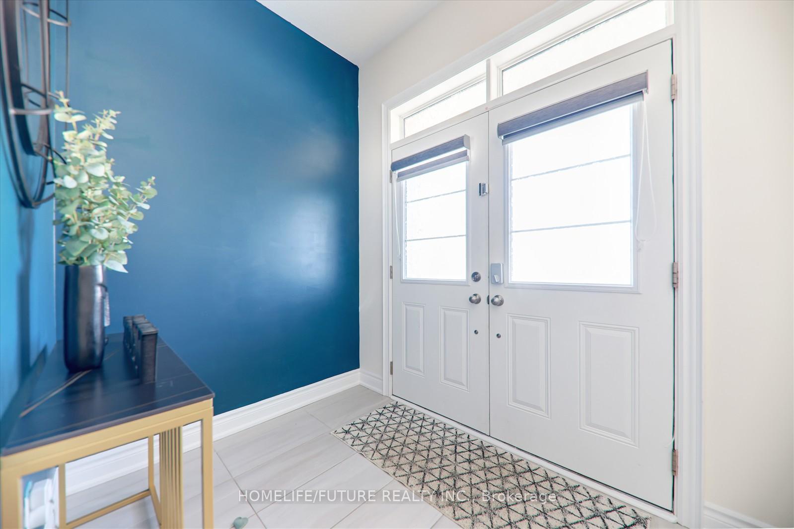 Photo 5 of Unit Main, 52 Ryler Way, Markham, Cedarwood — HOMEH