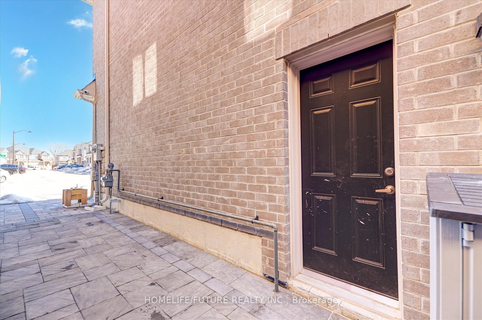 Photo 40 of Unit Main, 52 Ryler Way, Markham, Cedarwood — HOMEH