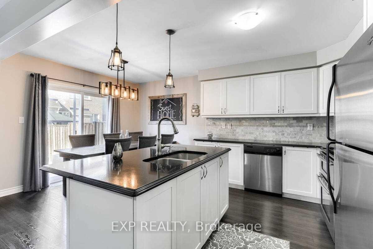 Photo 6 of 1554 Gainer Crescent, Milton, Clarke — HOMEH