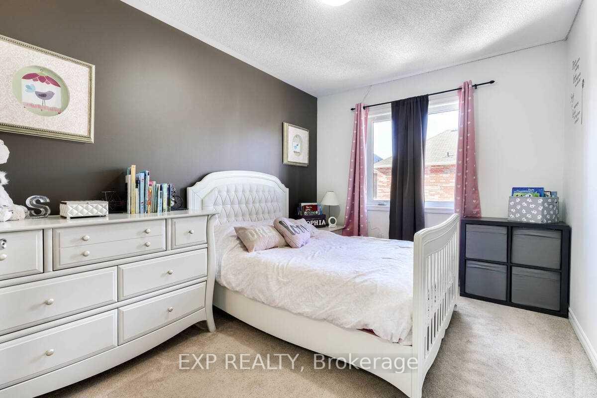 Photo 14 of 1554 Gainer Crescent, Milton, Clarke — HOMEH