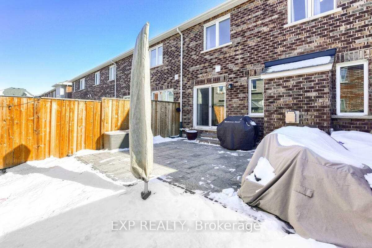 Photo 18 of 1554 Gainer Crescent, Milton, Clarke — HOMEH