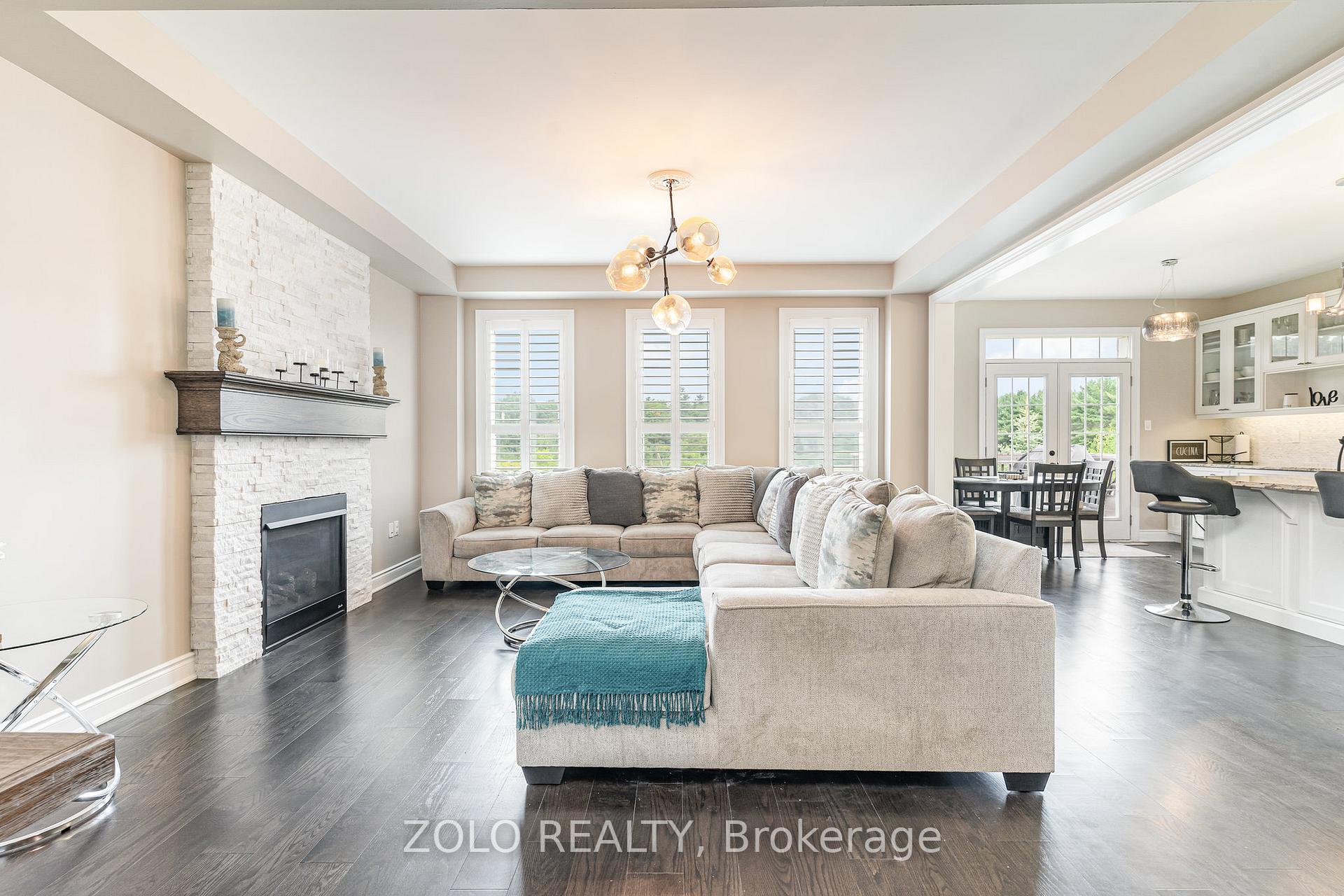 Photo 5 of 292 Shady Glen Crescent, Kitchener, Rosenburg — HOMEH