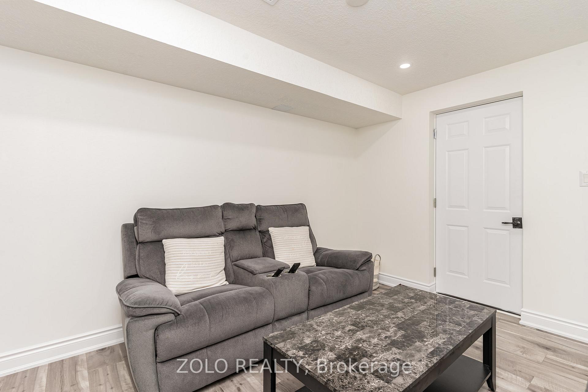 Photo 19 of 292 Shady Glen Crescent, Kitchener, Rosenburg — HOMEH
