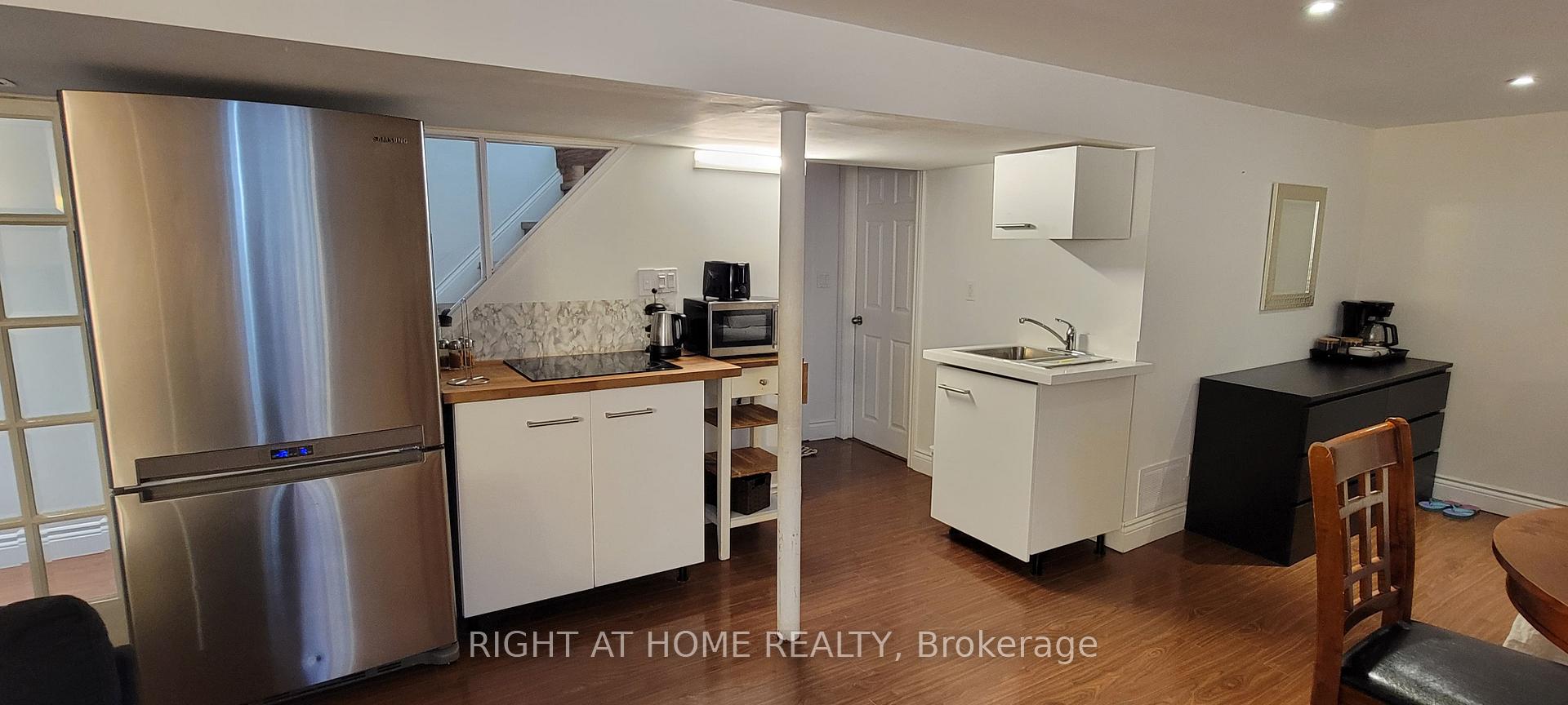 Photo 17 of 33 Royal Orchard Boulevard, Markham, Royal Orchard — HOMEH
