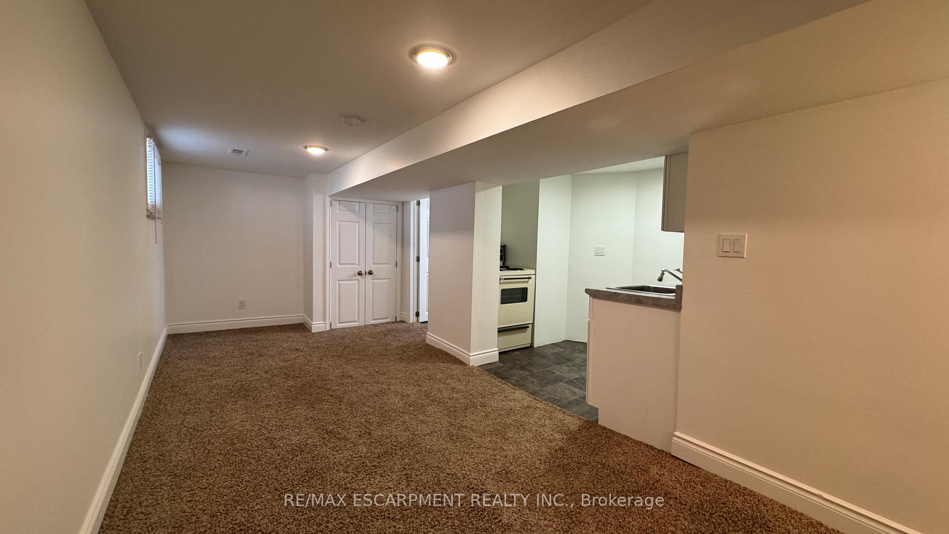 Photo 9 of 225 Tolton Avenue, Hamilton, Normanhurst — HOMEH