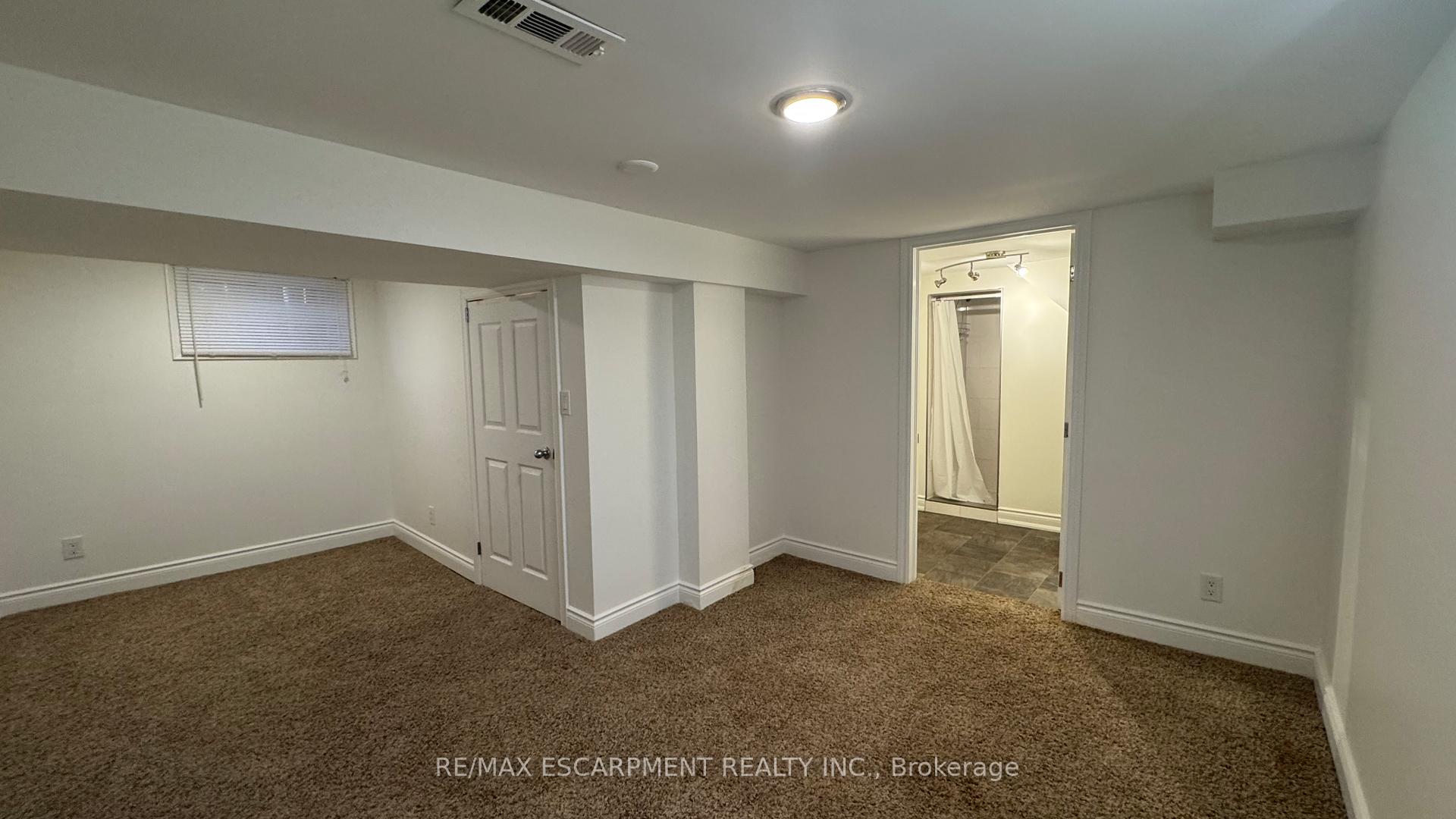 Photo 11 of 225 Tolton Avenue, Hamilton, Normanhurst — HOMEH